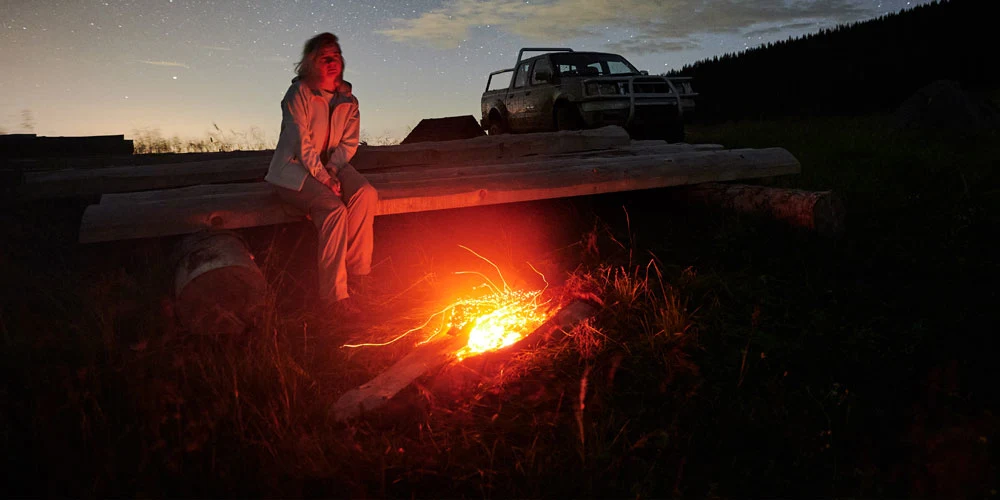 Overnight Desert Safari in Dubai with camping and dune bashing experience